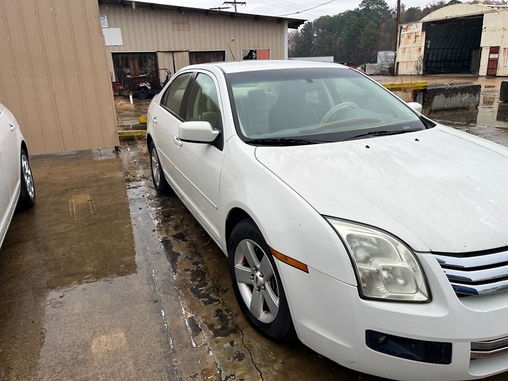 #22-•-government-agency-item-|-2009-ford-fusion-|-parts-or-repair-image-7