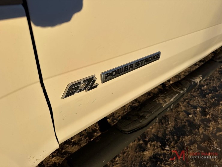 2017-ford-f350-xl-image-8