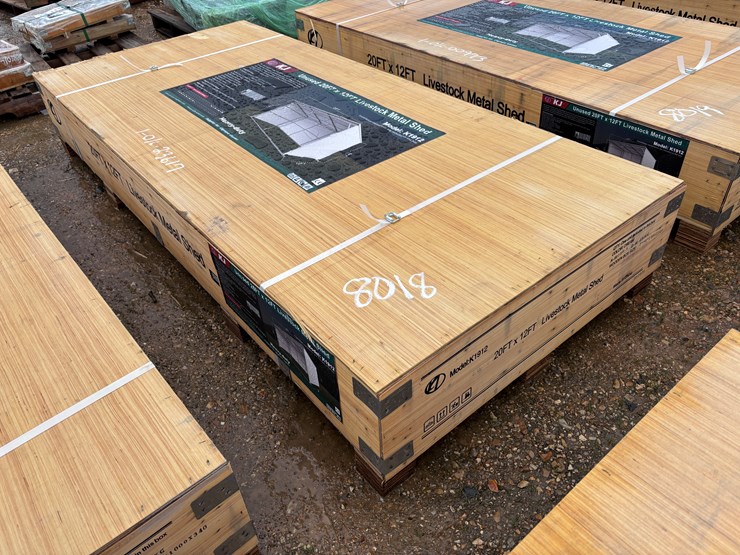 #8018-•-livestock-metal-shed-image-1