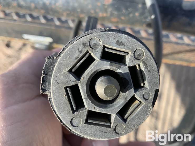 7’x18’-flatbed-trailer-image-13