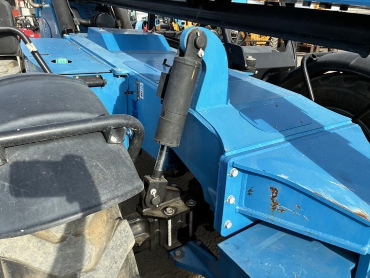 2018-genie-gth1056-image-9