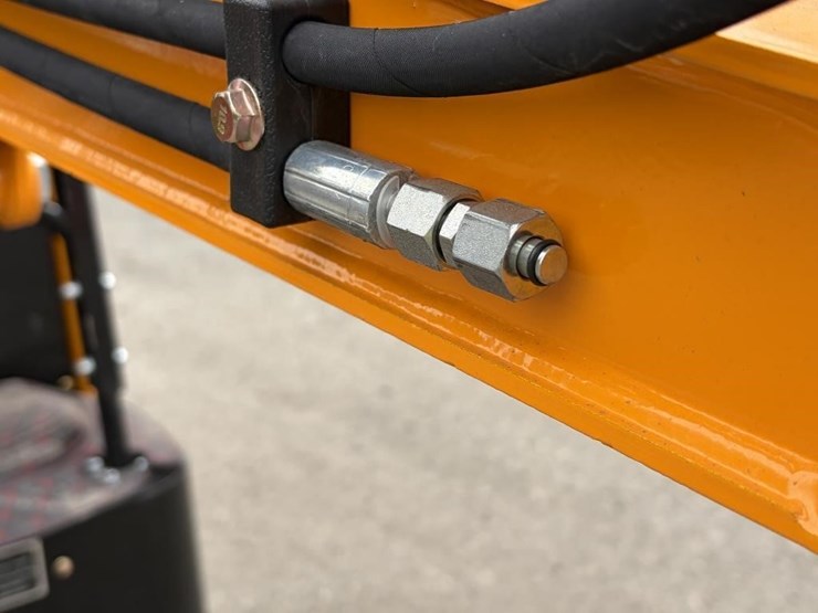 2025-vicsec-vc15-excavator-image-12