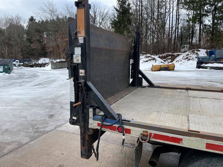 #350-•-12'-aluminum-flatbed-with-tommy-lift-gate-(custer,wi)-image-12