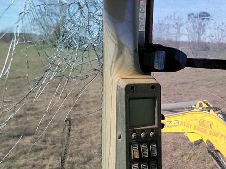 new-holland-w130-image-19