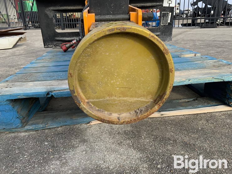 2025-giyi-d680-skid-steer-pile-hammer-(driver)-image-15