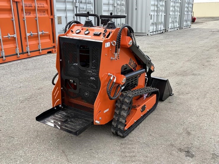 2025-sdlool-sl36c-skid-steertrack-loader-image-3