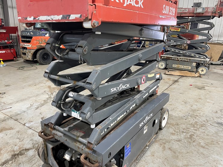 2018-skyjack-sjiii3219-image-13