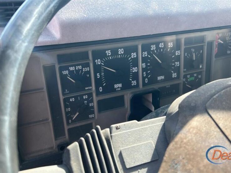 1995-international-4700-image-14