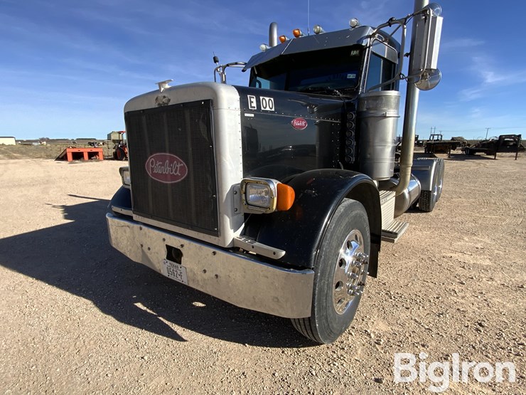 2007-peterbilt-379-image-9