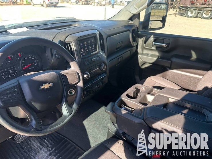 2024-chevrolet-2500-image-3