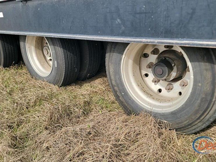 2015-globe-lowboy-image-7