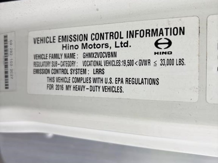 2016-hino-box-truck-image-20