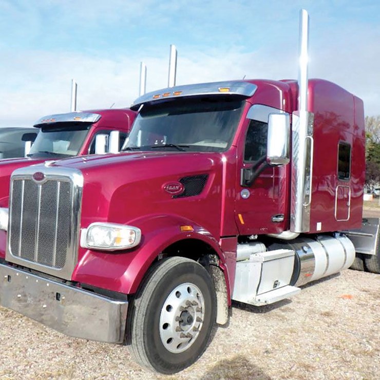 2022 PETERBILT 567