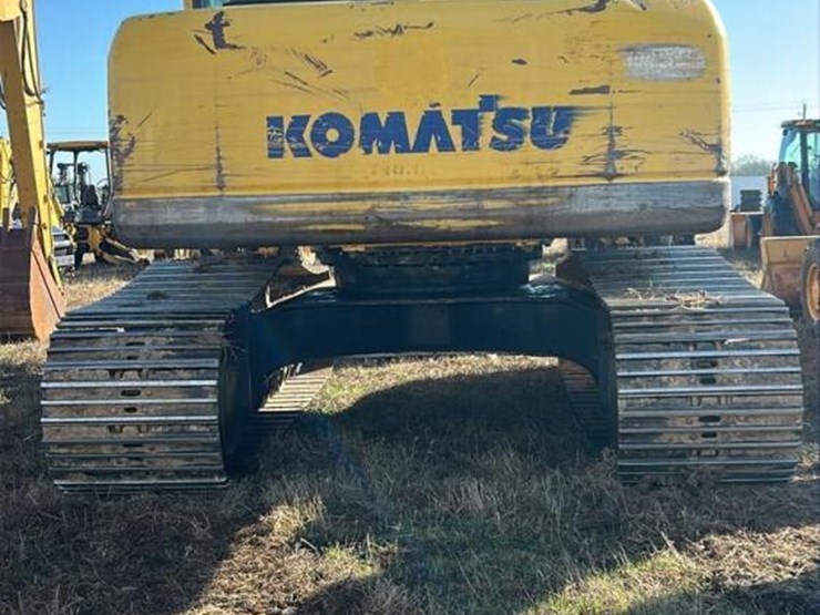 komatsu-pc270-lc-image-3