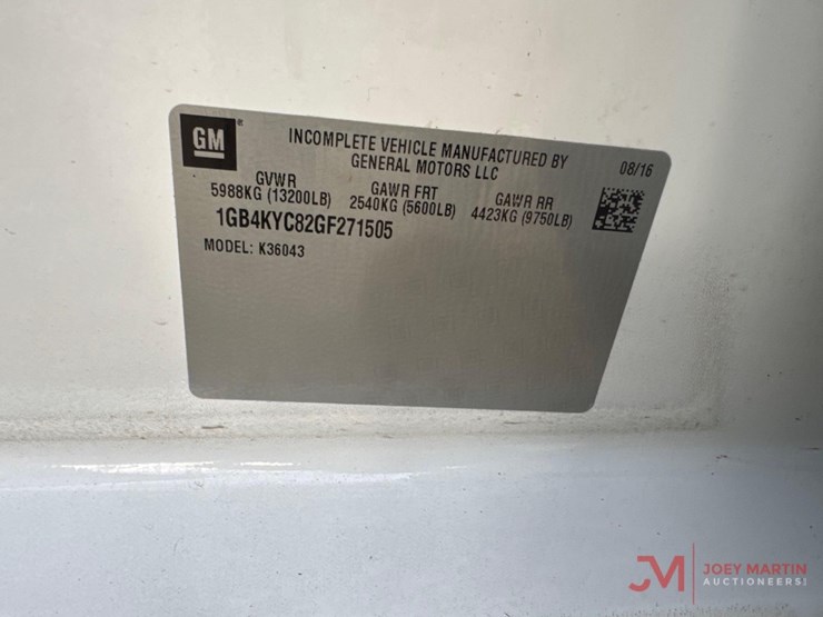 2016-chevrolet-silverado-3500-image-45