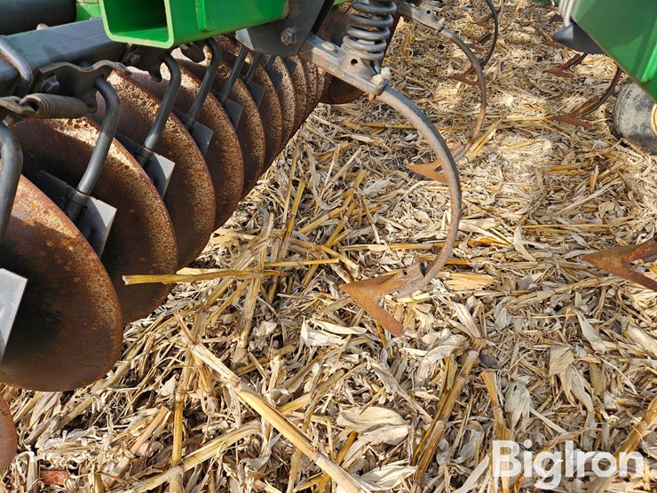 2008-john-deere-2310-image-17