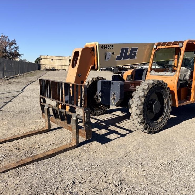 2004 JLG G9-43A