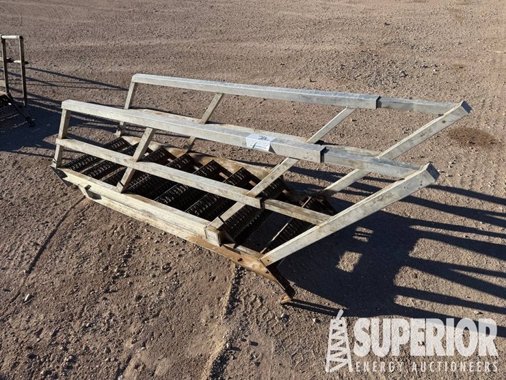 extendable-aluminum-rig-ladder-image-1