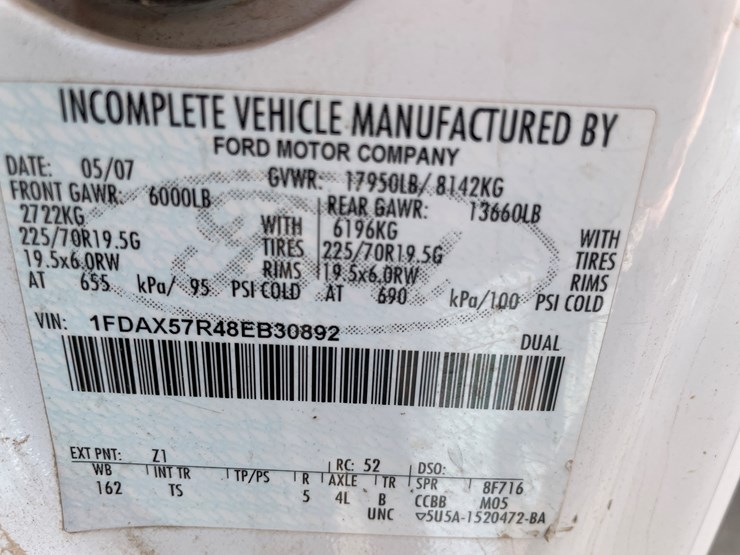 2008-ford-550-image-12