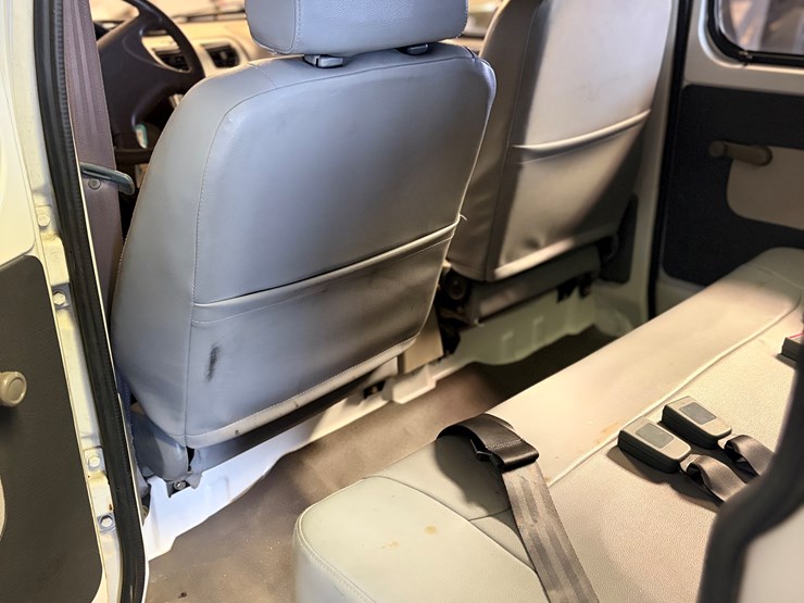 #332-•-2011-vontager-2x4-(has-wi-title)-(clintonville,-wi)-image-10