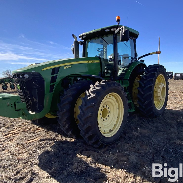 2010 JOHN DEERE 8320R
