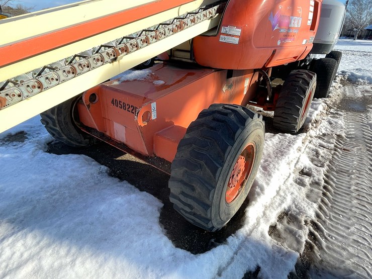 2002-jlg-600s-image-9