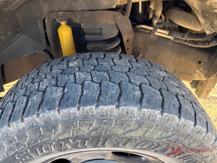 2017-dodge-2500-image-16