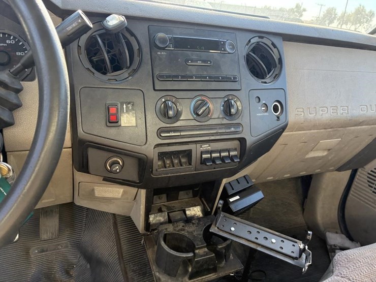 2008-ford-f450-image-12