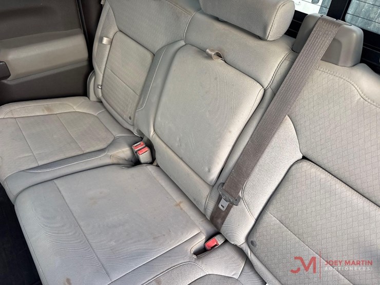 2020-chevrolet-1500-image-18