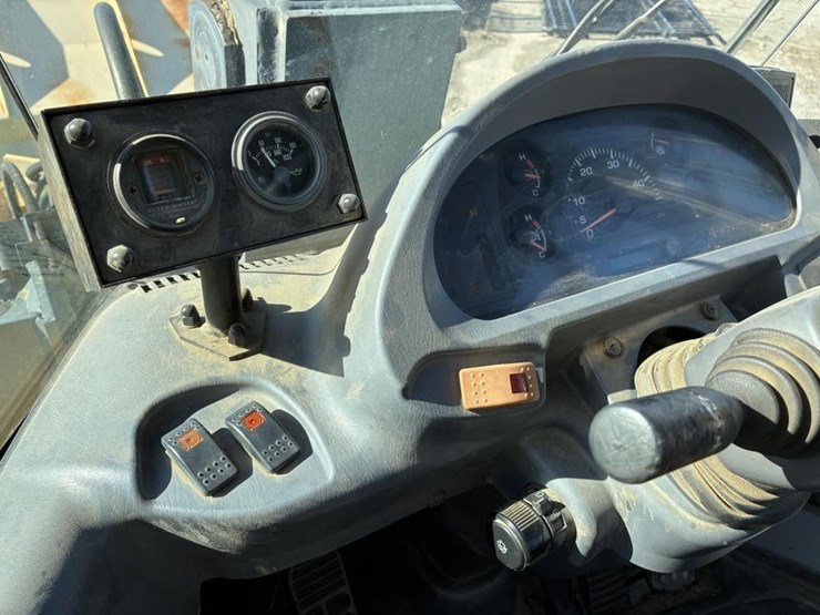 2008-komatsu-wheel-loader-image-25