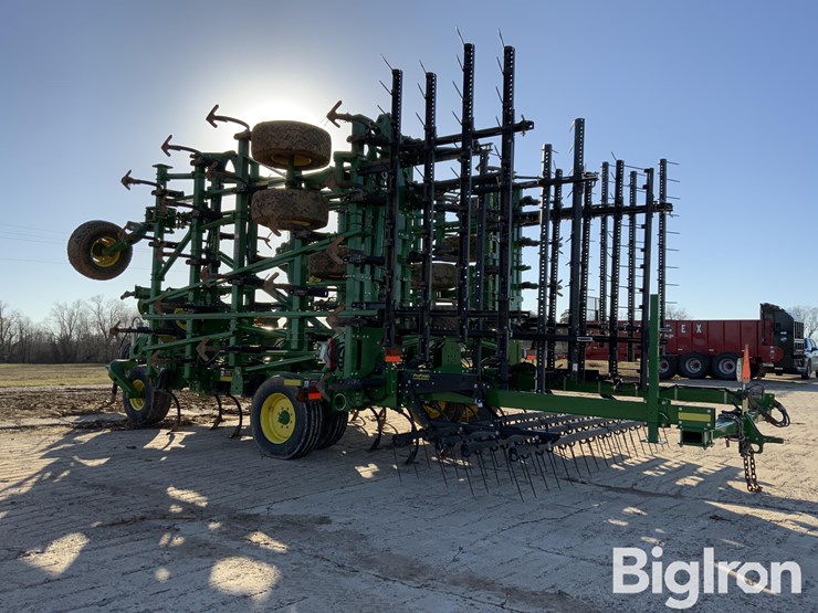 2021-john-deere-2230fh-image-7