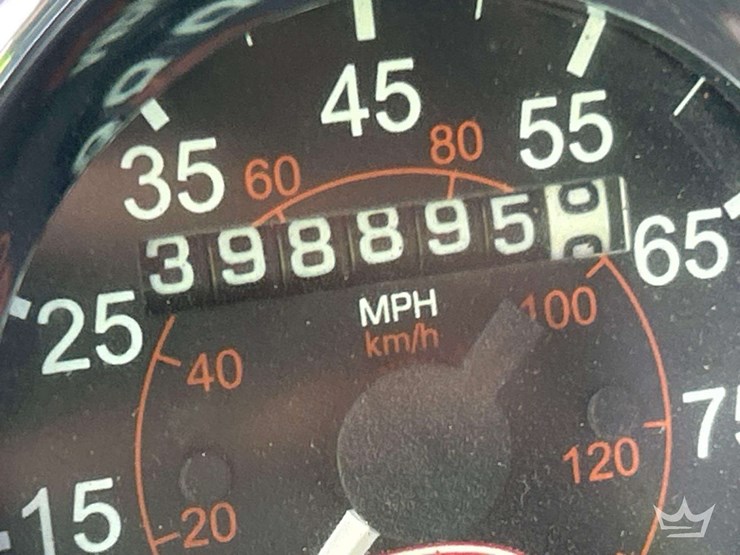 2004-peterbilt-357-image-7