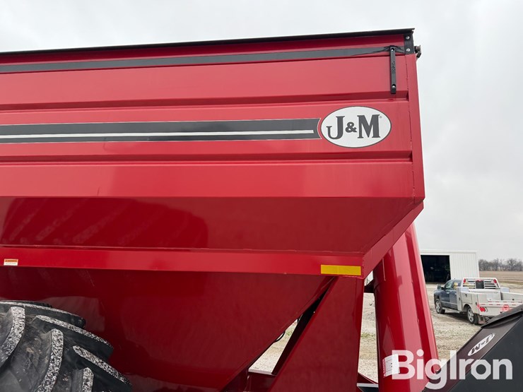 2017-j&m-875-image-20