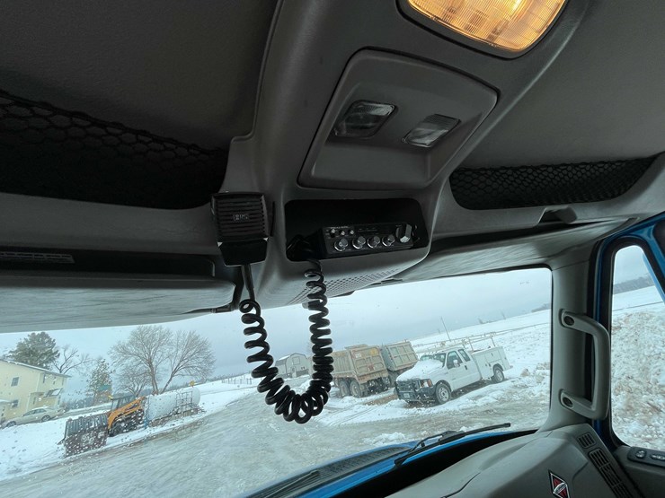 2014-international-prostar-image-85