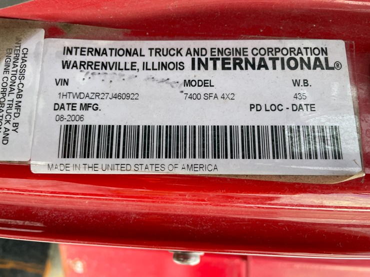 2007-international-7400-image-59