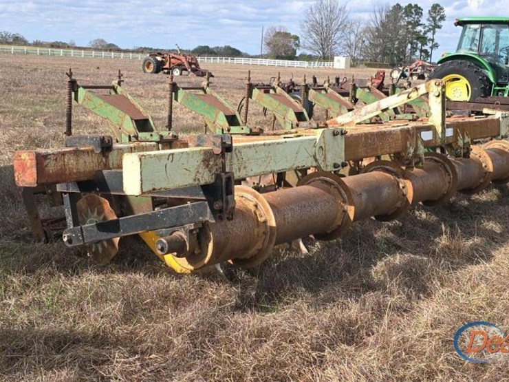 kmc-strip-till-w/-cover-crop-roller-image-2