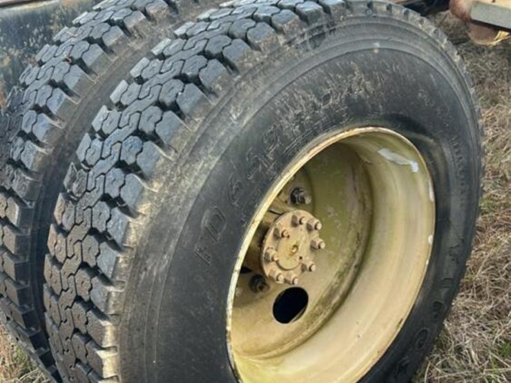 1997-international-4900-image-8