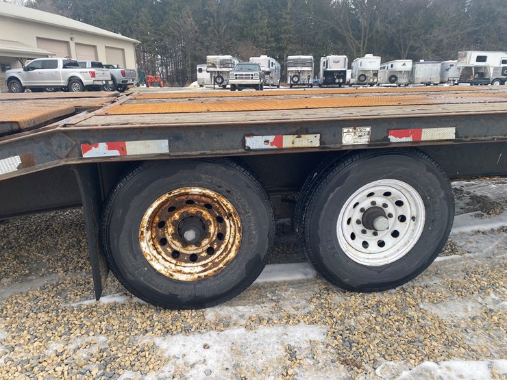 #362-•-2004-h-&-h-tandem-axle-equipment-trailer-(has-wi-title)-(helenville,-wi)-image-5