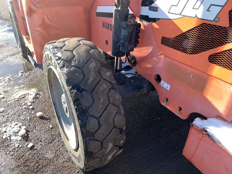 sky-trak-8042-image-22