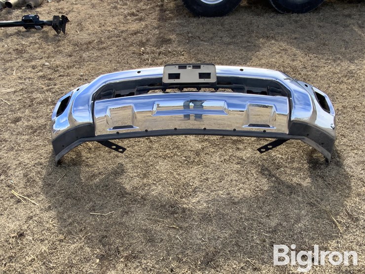 2025-chevrolet-2500-image-2