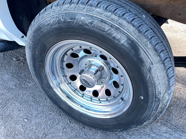 2002-chevrolet-s10-image-10