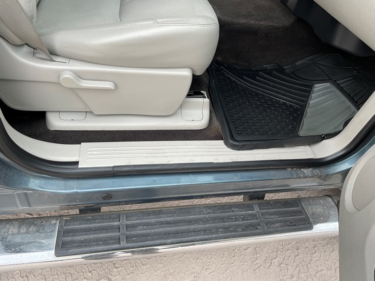 2011-chevrolet-silverado-2500hd-lt-image-96