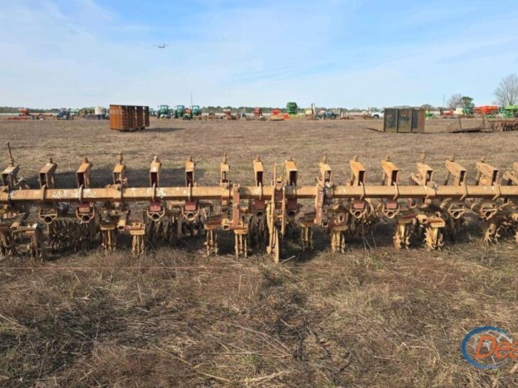 6-row-spider-cultivator-image-12