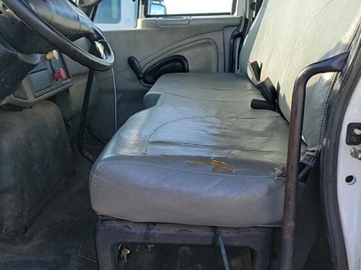 2006-international-durastar-4300-image-15