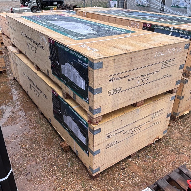 #8044 • METAL STORAGE SHED