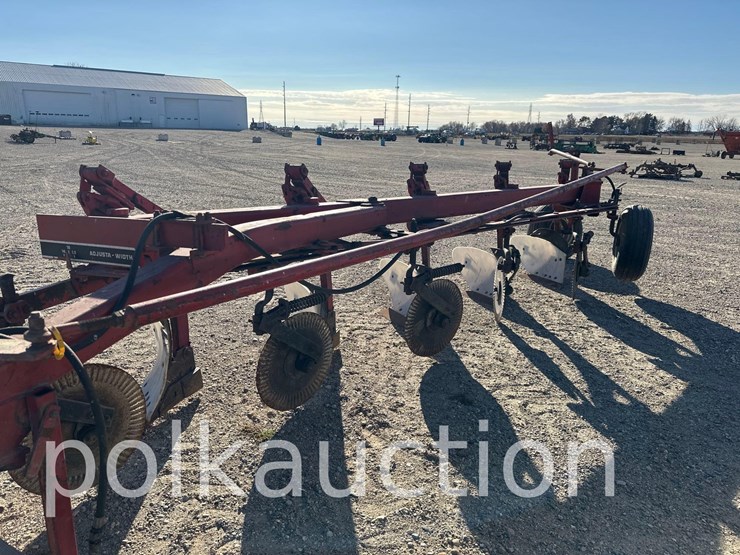 case-ih-730-image-4