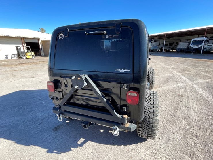 1995-jeep-wrangler-image-89