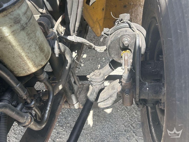 2019-international-durastar-4300-image-16