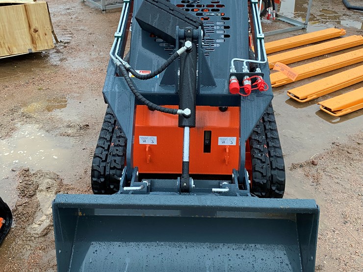 #154-•-2025-land-hero-mini-skid-steer-loader-(mosinee,-wi)-image-2