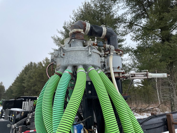 #206-•-pottinger-terradisc-6001-20'-manure-applicator-toolbar-(bonduel,-wi)-image-22